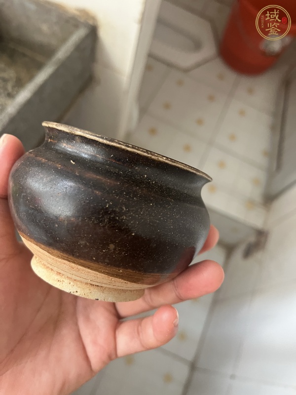 古玩陶瓷黑釉罐真品鑒賞圖
