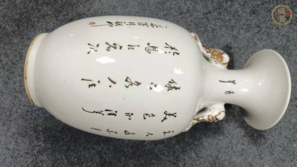 古玩陶瓷粉彩桃花仕女人物紋瓶真品鑒賞圖