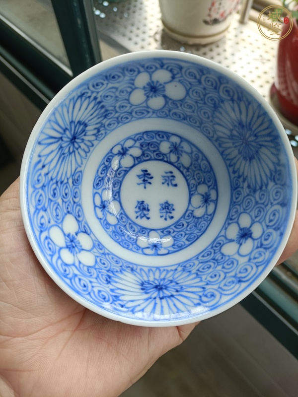 古玩民國青花杯真品鑒賞圖
