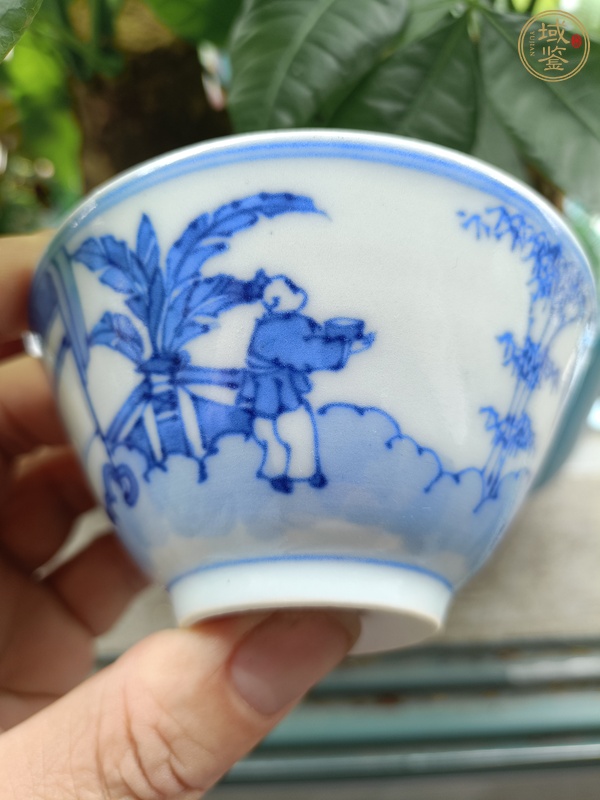 古玩陶瓷民國青花杯真品鑒賞圖