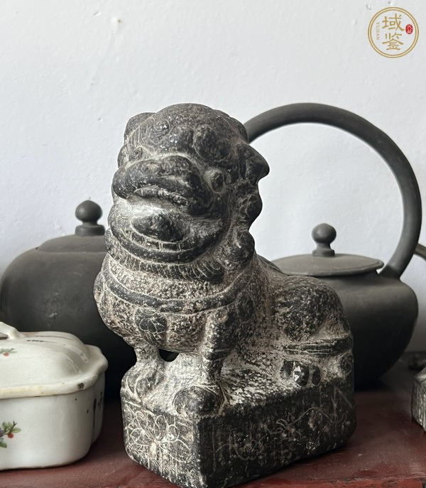 古玩案臺獅子真品鑒賞圖