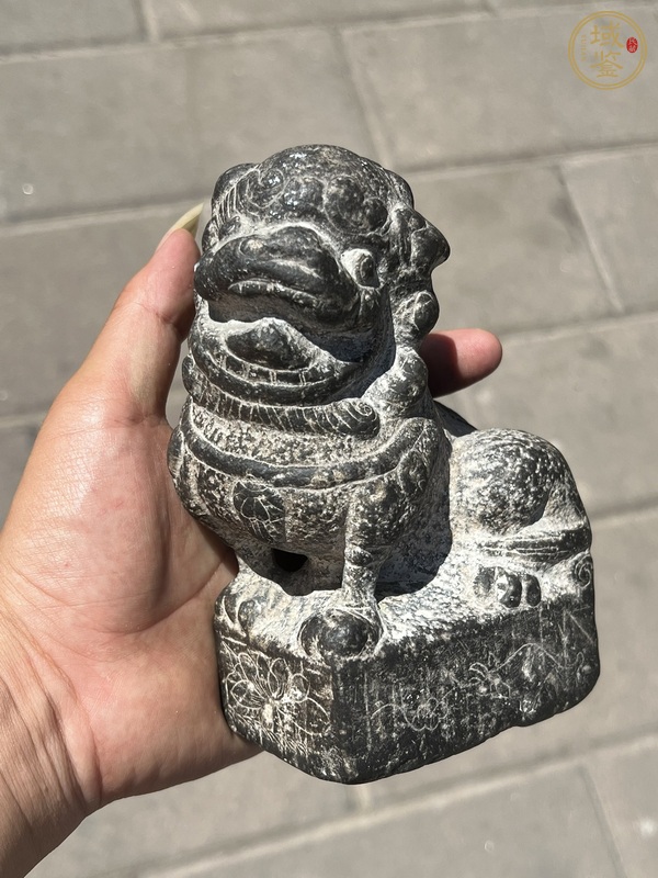 古玩雜項案頭獅真品鑒賞圖