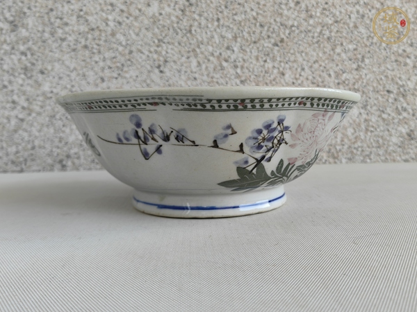 古玩陶瓷釉下彩花鳥紋碗真品鑒賞圖