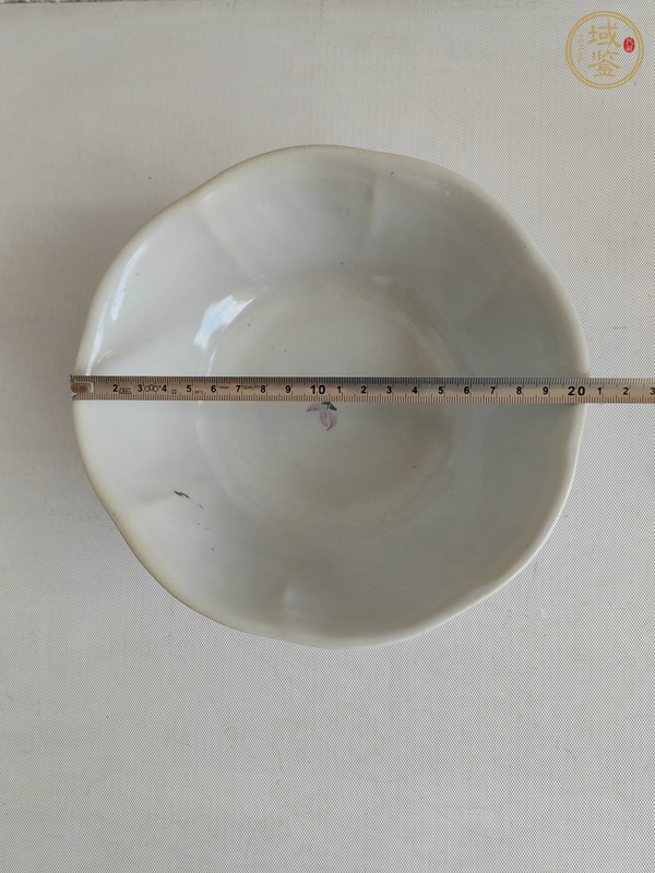 古玩陶瓷釉下彩花鳥紋碗真品鑒賞圖