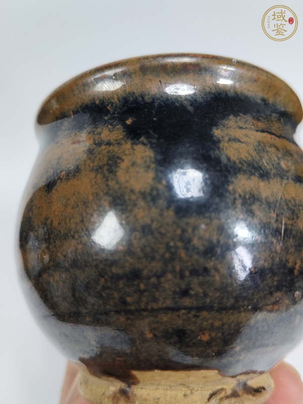 古玩陶瓷磁州窯窯變黑釉罐真品鑒賞圖
