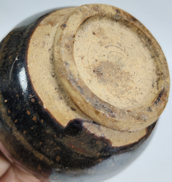 古玩陶瓷元末明初-窯窯變黑釉水盂拍賣,當前價格999元