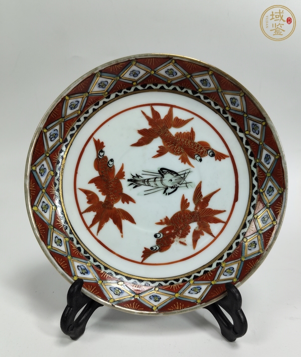 古玩陶瓷五彩魚(yú)趣圖盤(pán)真品鑒賞圖