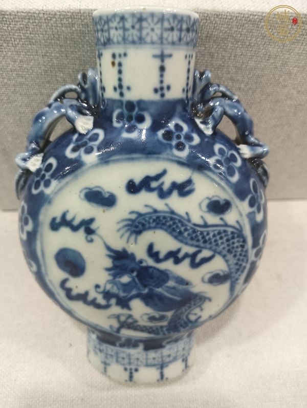 古玩陶瓷青花抱月瓶真品鑒賞圖