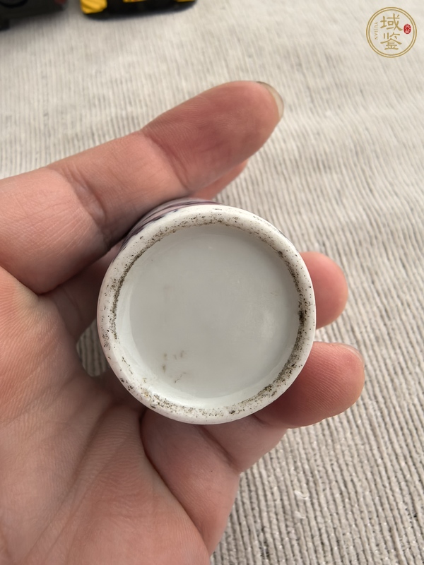 古玩陶瓷青花龍紋鼻煙壺真品鑒賞圖