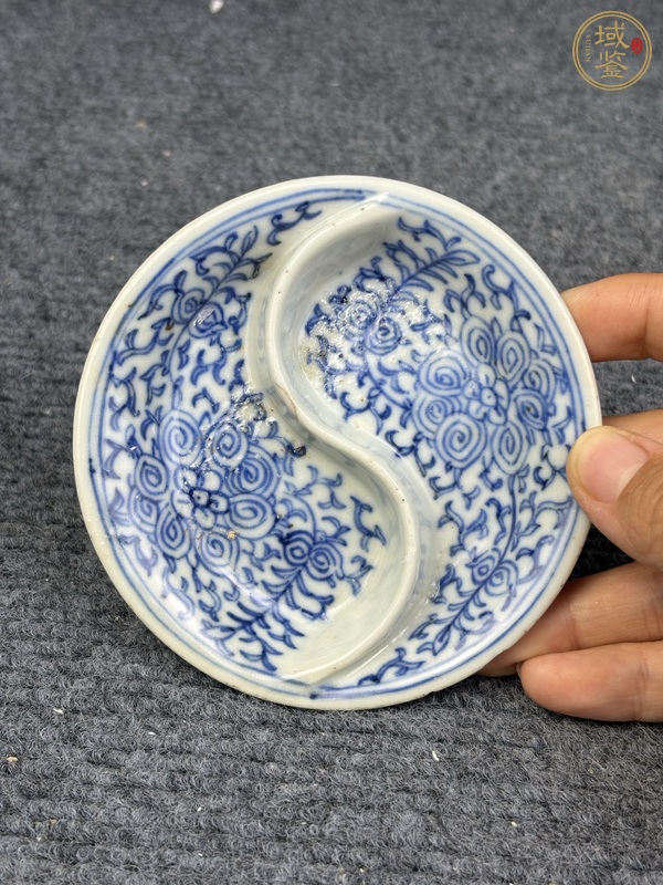 古玩陶瓷青花纏枝蓮紋調(diào)色盤真品鑒賞圖