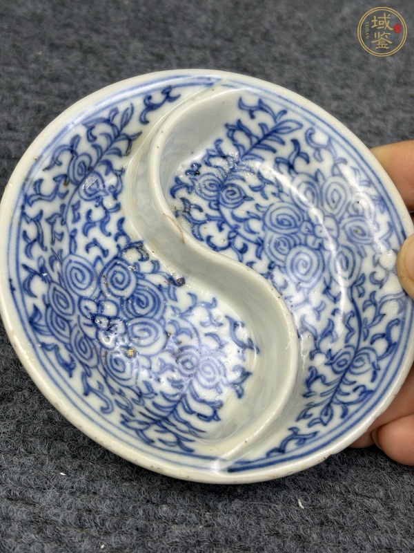 古玩陶瓷青花纏枝蓮紋調(diào)色盤真品鑒賞圖