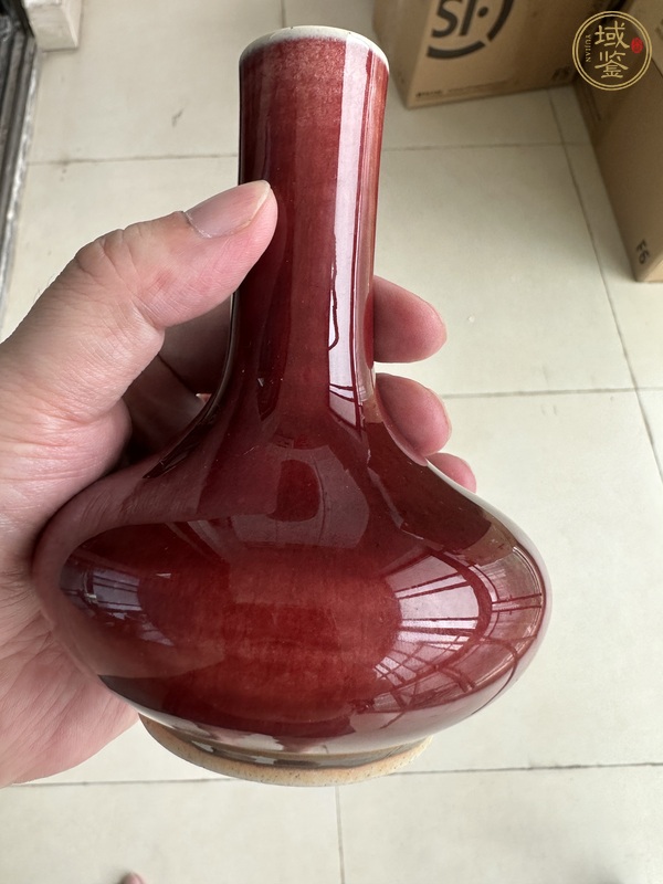 古玩陶瓷80年代仿清中期郎窯紅釉瓶真品鑒賞圖