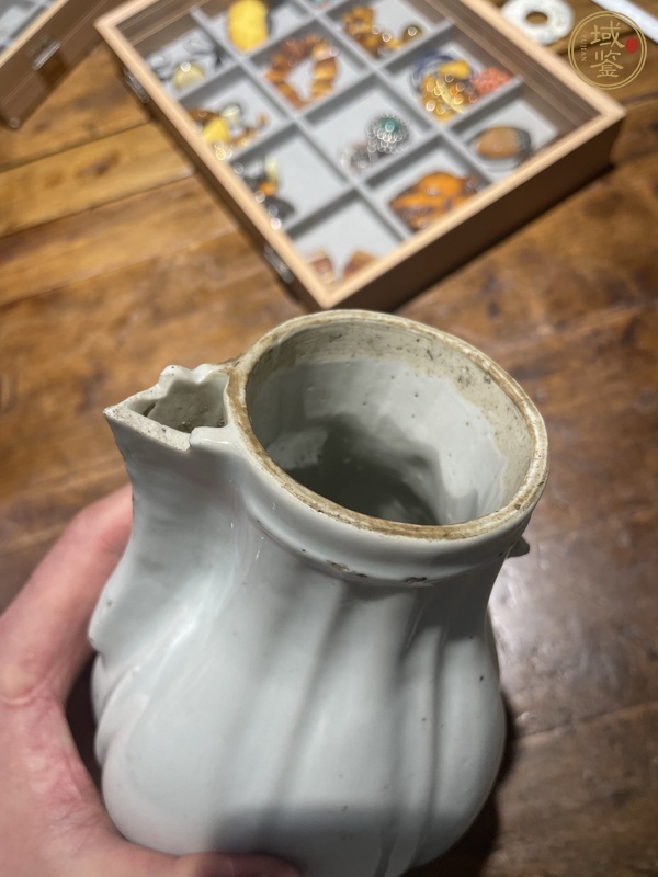 古玩陶瓷白釉執(zhí)壺真品鑒賞圖