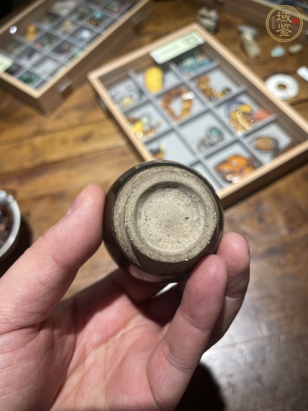 古玩陶瓷黑釉撇口瓶真品鑒賞圖
