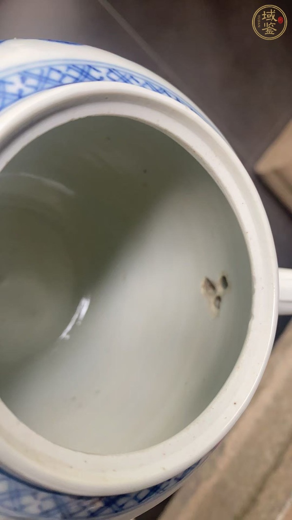 古玩陶瓷人物故事青花茶壺真品鑒賞圖