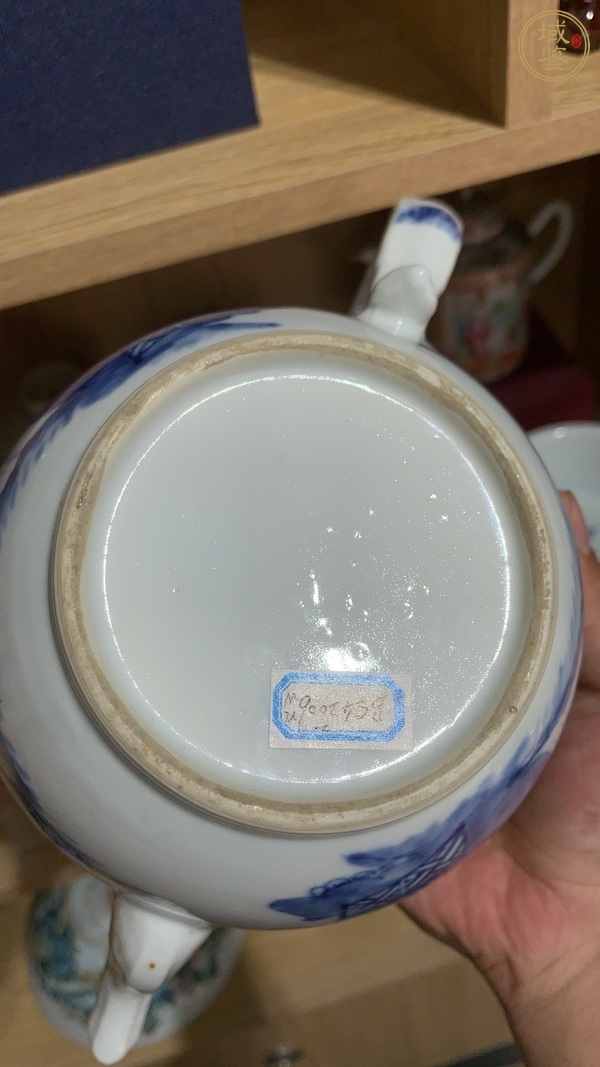 古玩陶瓷人物故事青花壺真品鑒賞圖