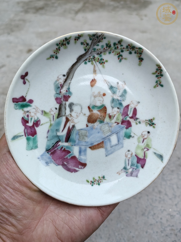 古玩陶瓷道光粉彩人物盤真品鑒賞圖