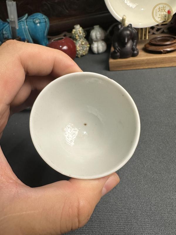 古玩陶瓷青花蘭草紋杯真品鑒賞圖