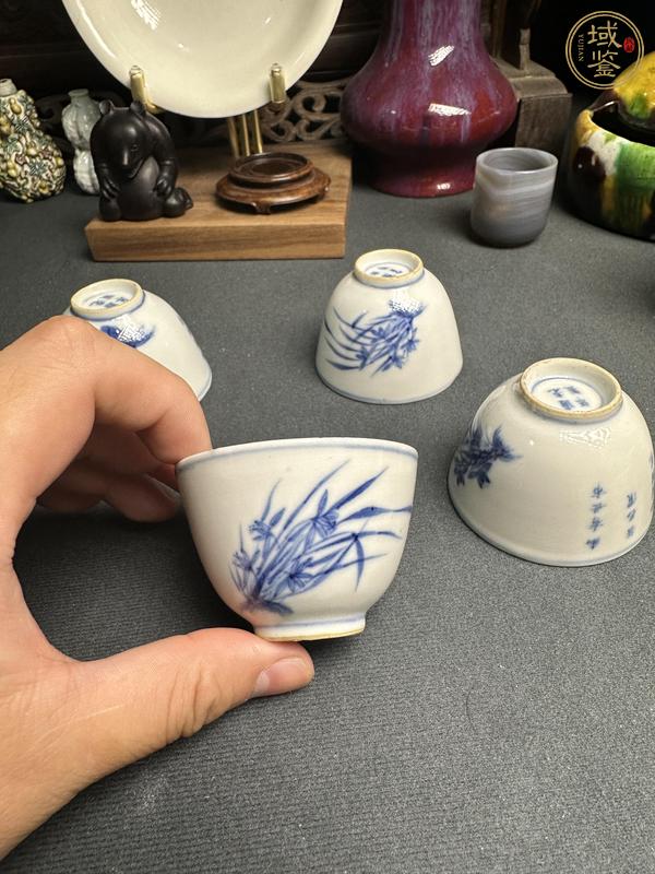 古玩陶瓷青花蘭草紋杯真品鑒賞圖