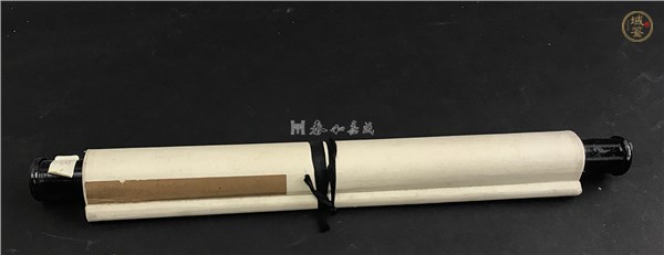 古玩字畫呂萬款山水立軸真品鑒賞圖