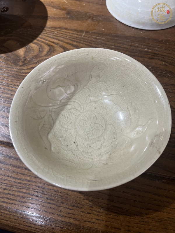 古玩陶瓷青白釉刻花碗真品鑒賞圖