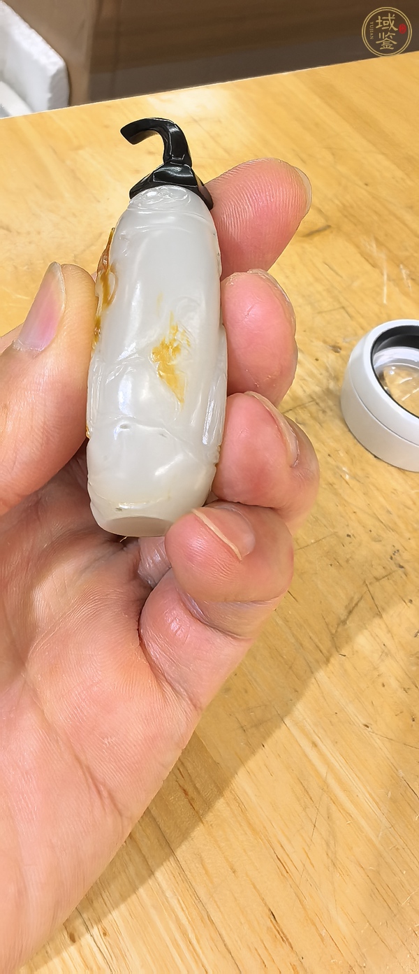 古玩玉器和田玉雕“羲之愛(ài)鵝”鼻煙壺真品鑒賞圖