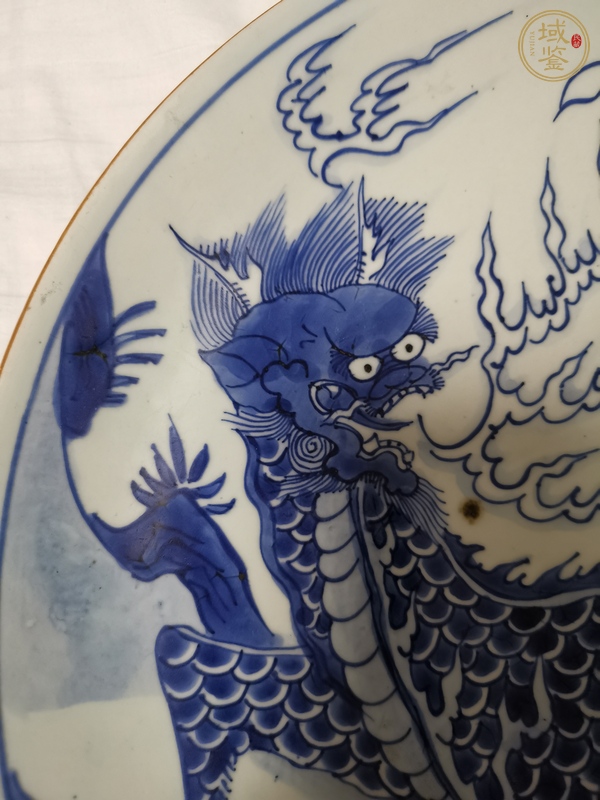 古玩陶瓷青花麒麟蕉葉紋雙底大盤真品鑒賞圖