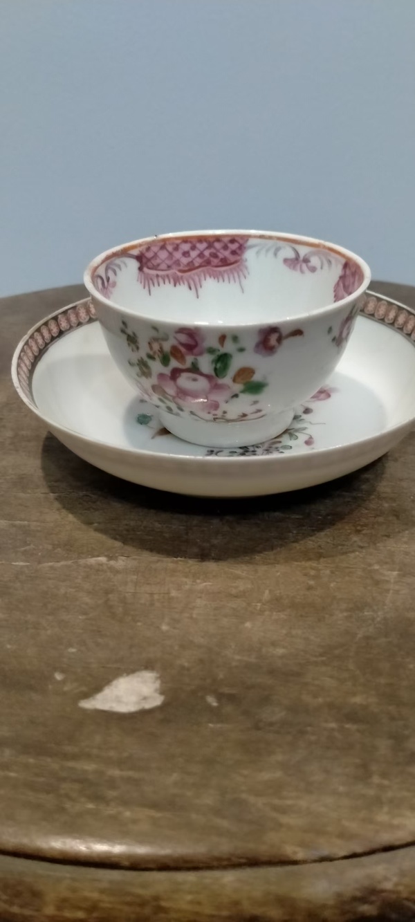 古玩陶瓷乾隆廣彩花卉杯碟拍賣，當前價格850元