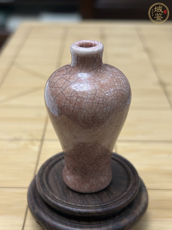 古玩陶瓷紅哥釉鼻煙壺真品鑒賞圖