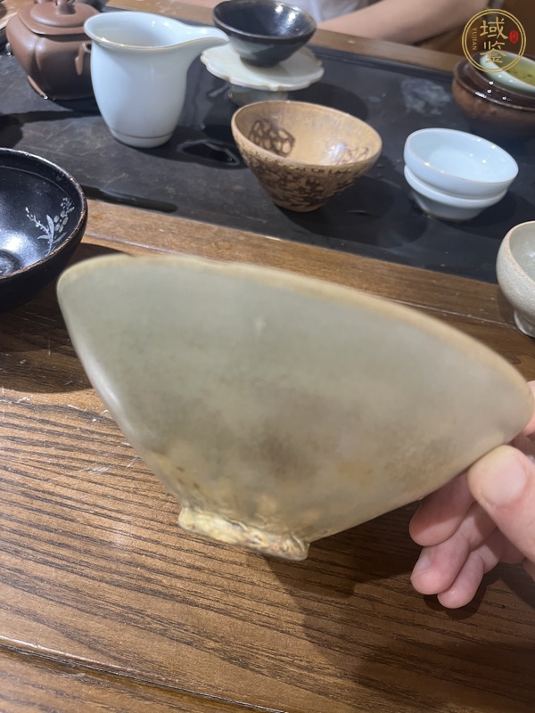 古玩陶瓷耀州窯青釉茶盞真品鑒賞圖