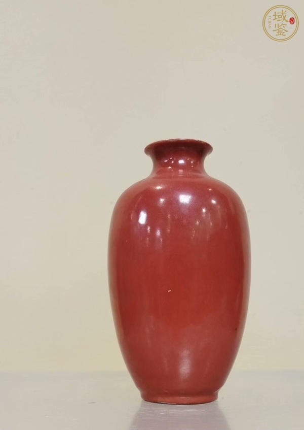 古玩陶瓷珊瑚釉撇口瓶，模糊，偏老真品鑒賞圖