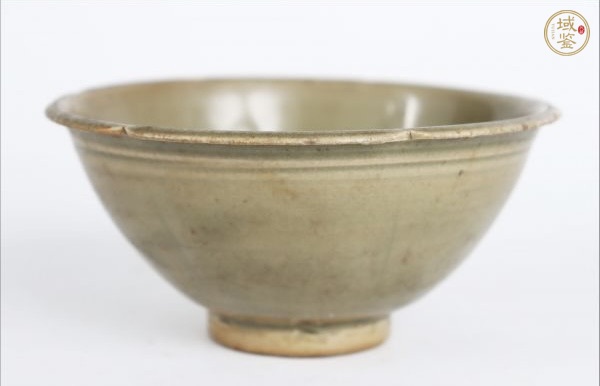 古玩青瓷碗真品鑒賞圖