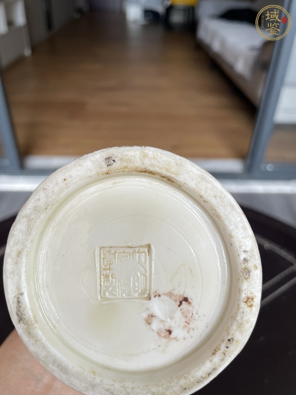 古玩陶瓷白釉輔首瓶真品鑒賞圖