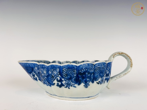 古玩陶瓷清乾隆·青花花卉紋花澆真品鑒賞圖