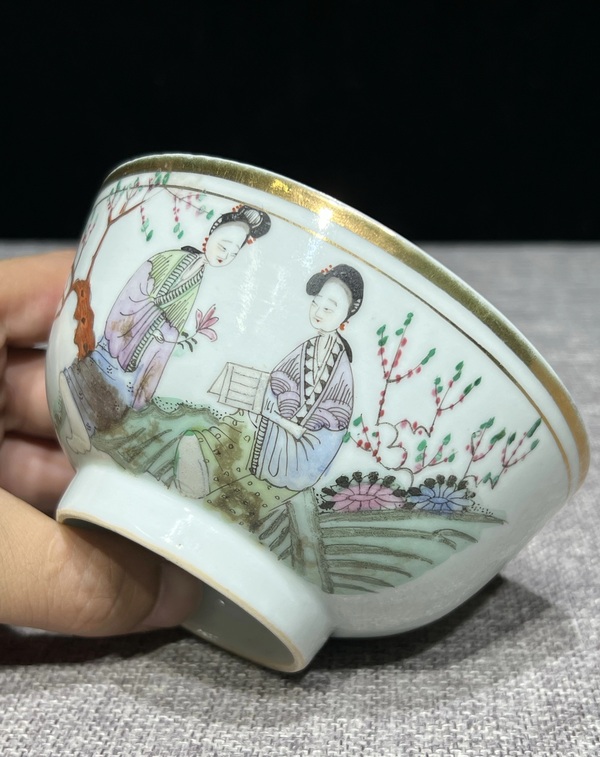 古玩陶瓷民國(guó)粉彩細(xì)路仕女人物碗拍賣(mài)，當(dāng)前價(jià)格800元