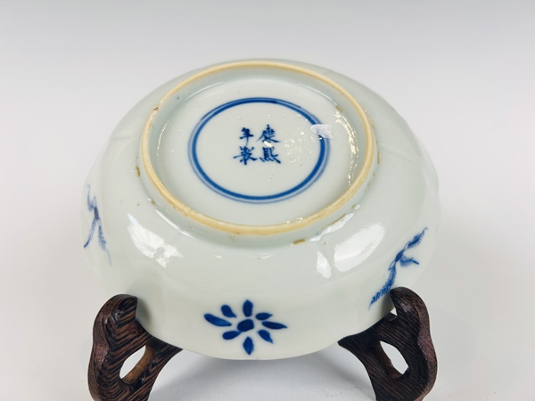 古玩陶瓷清光緒·青花魚蝦蟹花口杯碟拍賣，當(dāng)前價(jià)格99元