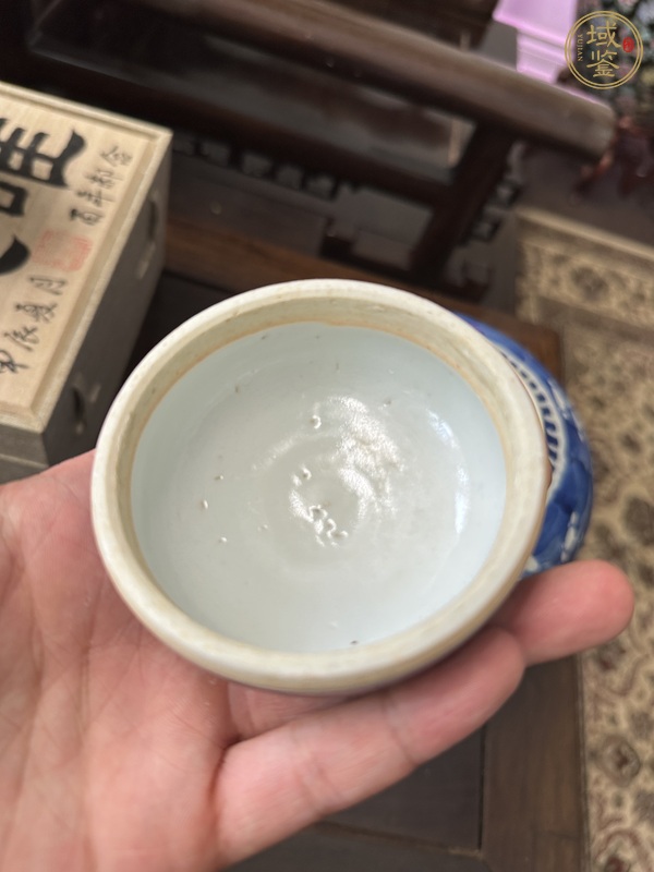 古玩陶瓷青花冰梅蓋罐真品鑒賞圖