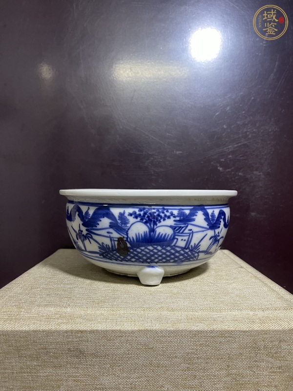古玩陶瓷青花山水人物紋香爐真品鑒賞圖