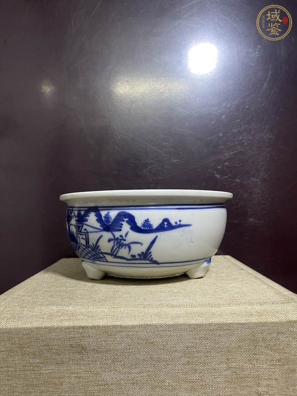 古玩陶瓷青花山水人物紋香爐真品鑒賞圖