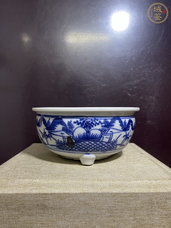 古玩陶瓷青花山水人物紋香爐真品鑒賞圖
