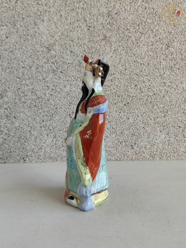 古玩陶瓷粉彩財神造像真品鑒賞圖