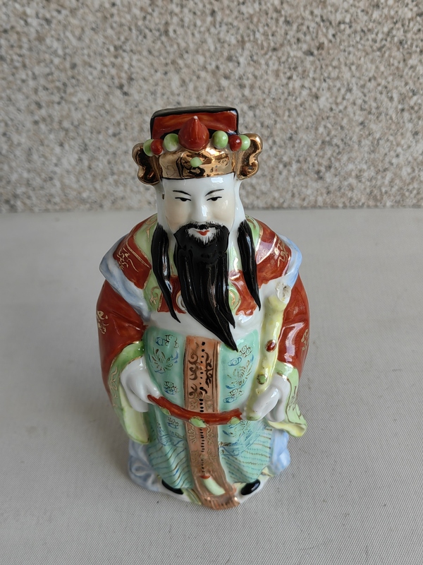 古玩陶瓷粉彩財(cái)神造像拍賣，當(dāng)前價(jià)格150元