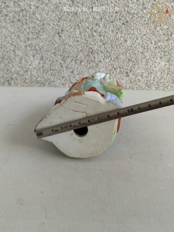 古玩陶瓷粉彩財神造像真品鑒賞圖