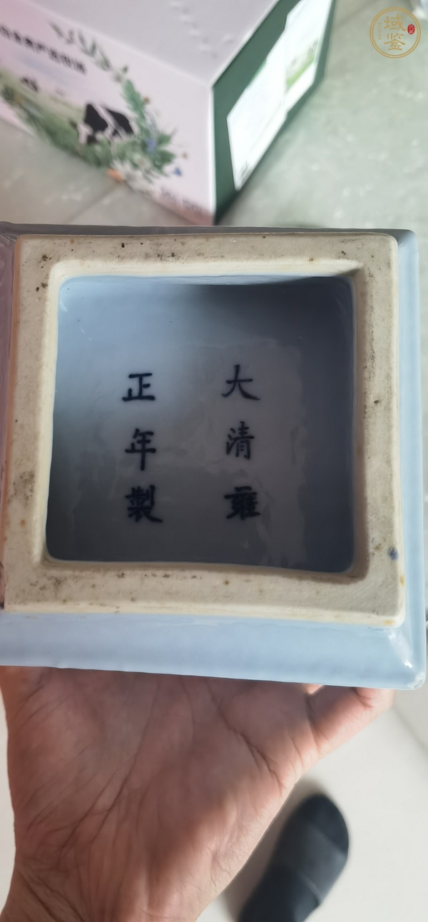 古玩陶瓷天藍(lán)釉四方琮式瓶真品鑒賞圖
