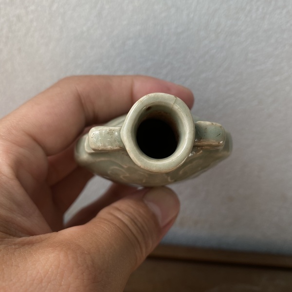 古玩陶瓷清中期豆青釉夔龍壽字雙系瓶拍賣(mài)，當(dāng)前價(jià)格980元