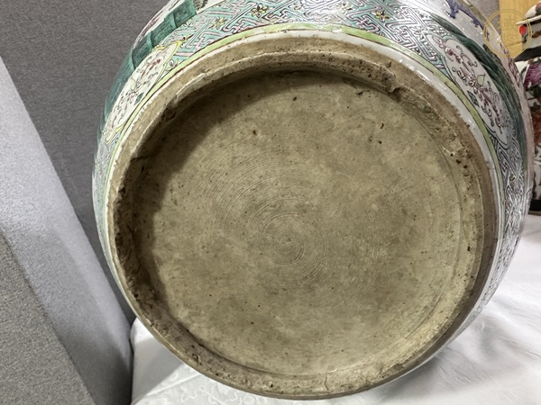 古玩陶瓷刀馬人粉彩缸真品鑒賞圖