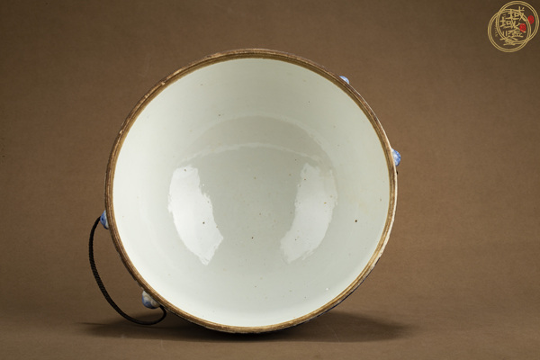 古玩陶瓷青花纏枝蓮紋溫鍋真品鑒賞圖
