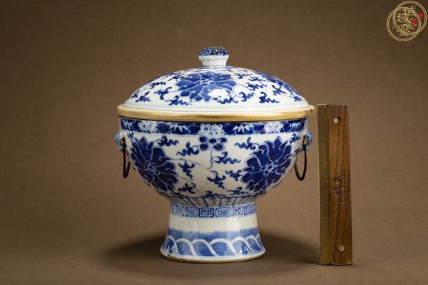 古玩陶瓷青花纏枝蓮紋溫鍋真品鑒賞圖