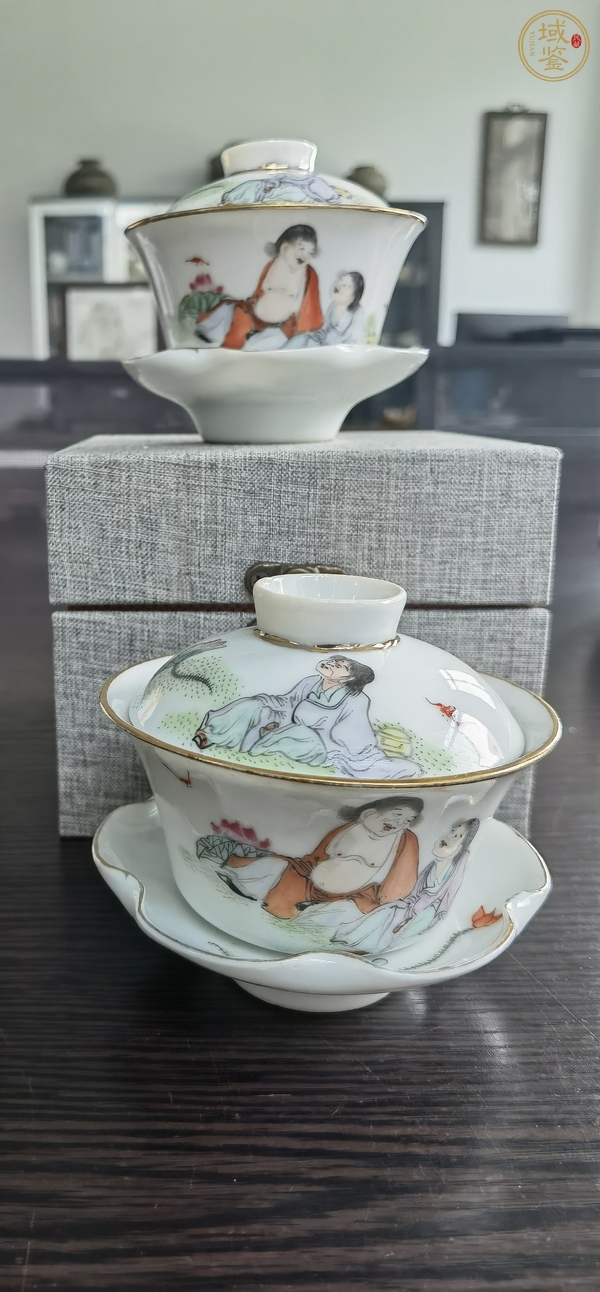 古玩陶瓷油粉彩和合二仙蓋碗真品鑒賞圖