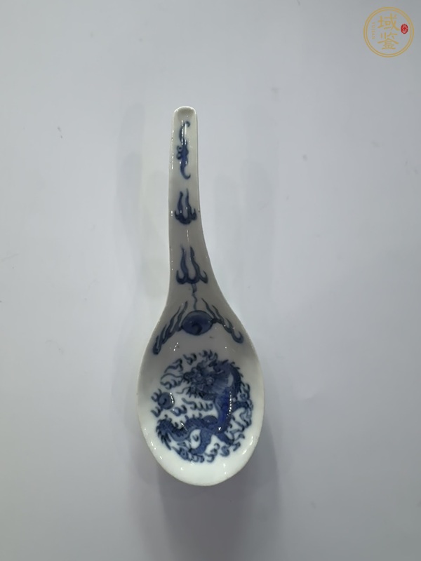 古玩陶瓷青花龍紋調(diào)羹真品鑒賞圖
